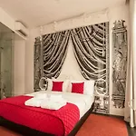 Teatro Boutique & Лиссабон