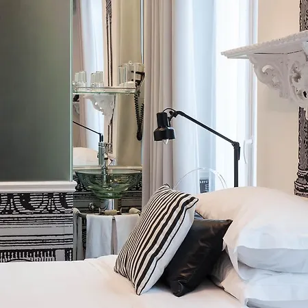 Teatro Boutique Rooms&suites Couette-café 4*