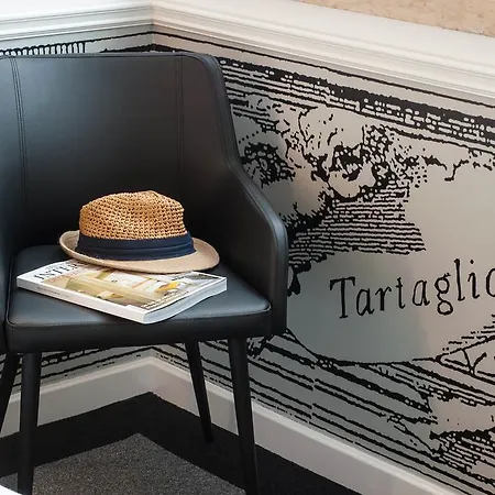 Teatro Boutique Rooms&suites 4*