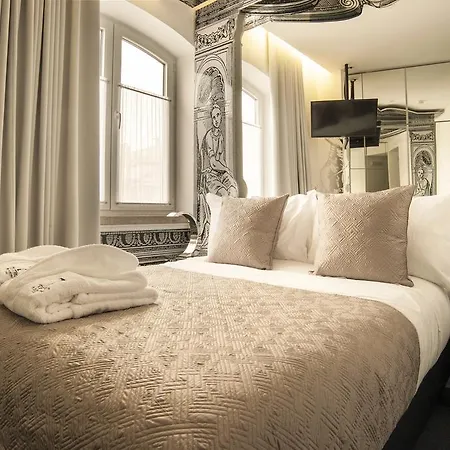 Teatro Boutique Rooms&suites