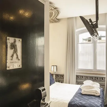 Couette-café Teatro Boutique Rooms&suites 4*