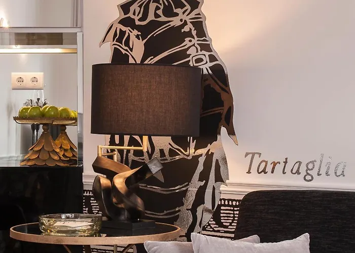 فندق مبيت وإفطار Teatro Boutique & 3*