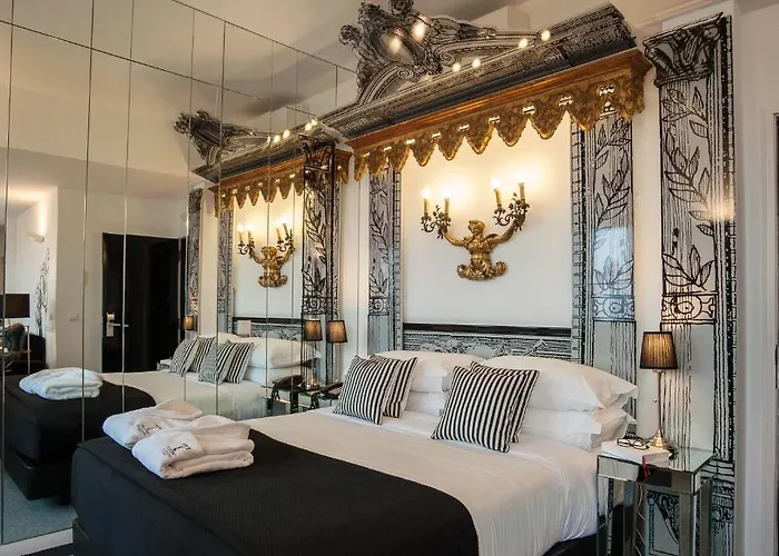 فندق مبيت وإفطار Teatro Boutique &