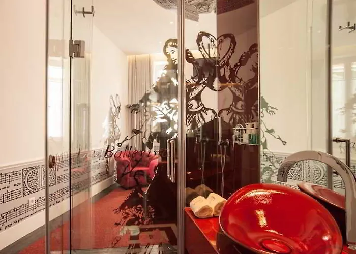 Teatro Boutique & Lissabon